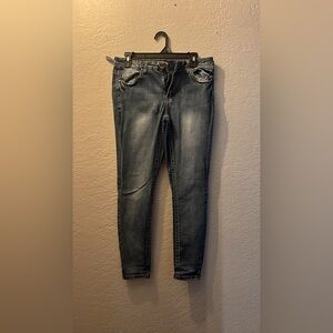 True luck Women's Jeans (13)